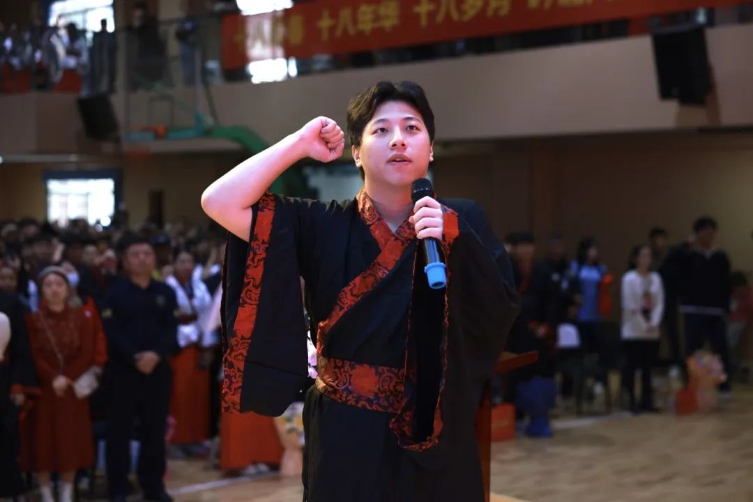 踐行青春誓言 立志揚(yáng)帆遠(yuǎn)航 | ?？谏礁吒呒?jí)實(shí)驗(yàn)中學(xué)十八歲成人禮暨百日誓師大會(huì)成功舉辦-圖片6