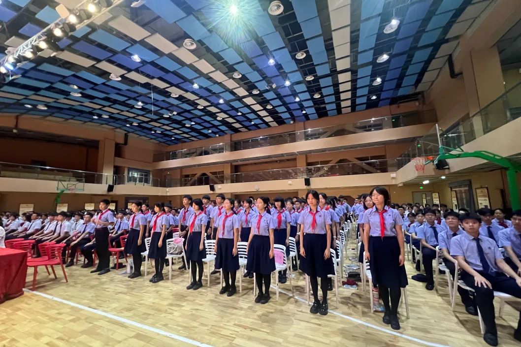 五四精神啟新篇，青春逐夢向未來——?？谏礁咧袑W(xué)2025年離隊入團(tuán)儀式順利舉行-圖片11