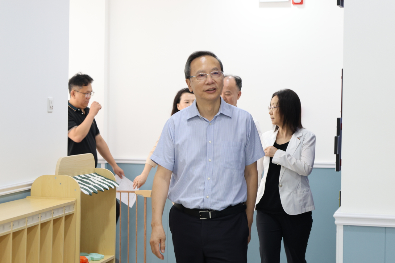 共筑托育夢 助力向前行——省人大常委會領(lǐng)導(dǎo)蒞臨龍華區(qū)托育指導(dǎo)中心開展調(diào)研工作-圖片3