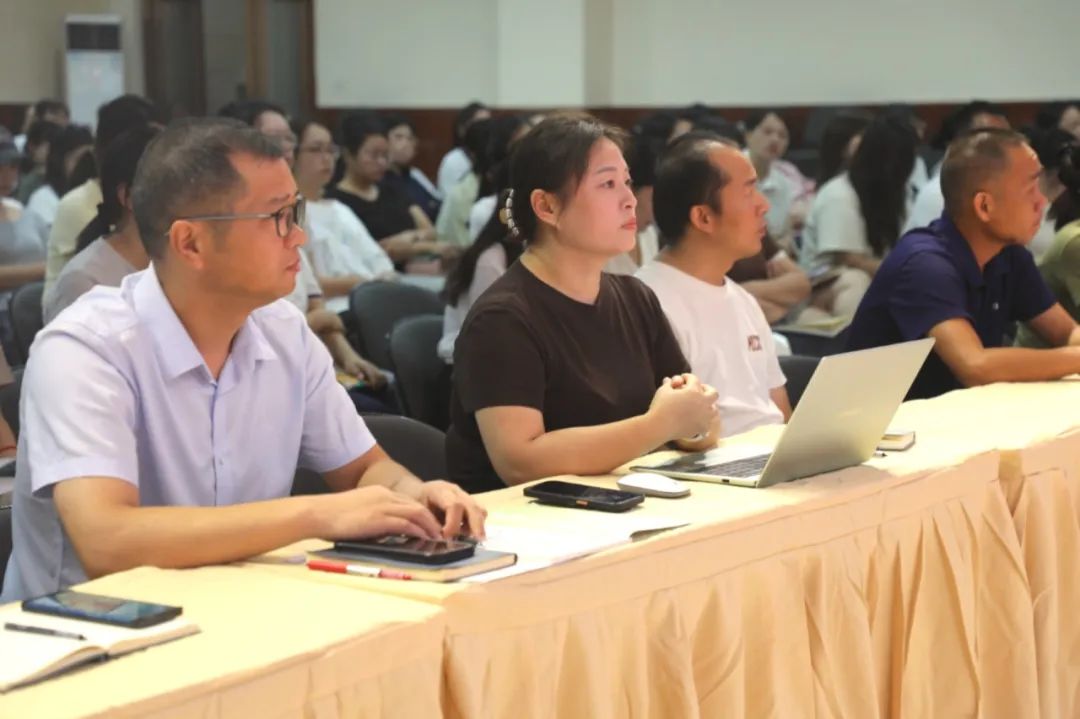 聚力提質(zhì)，共啟新程——?？谏礁邔W校 2025 年秋季教學培訓圓滿舉行-圖片6